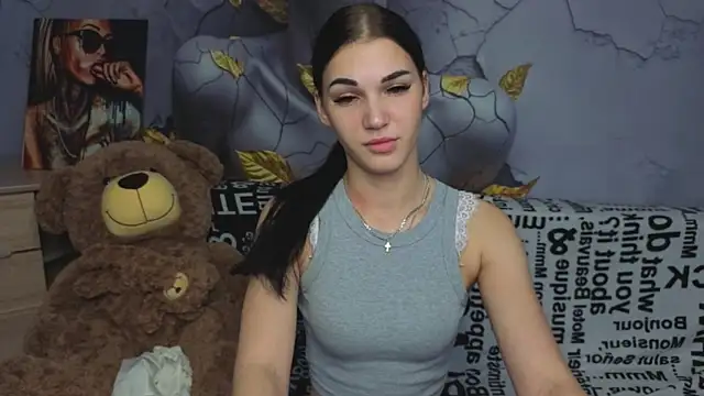 Hellen_Moore webcam