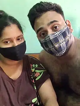 IND_COUPLE1 webcam
