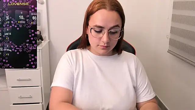 maryluna95 - Maryluna95's free webcam - UK Sex Cams
