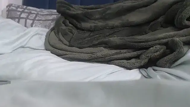 Lucy_Wyild webcam