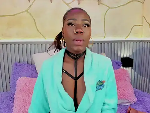Ava_Belle webcam
