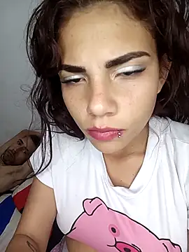 daring_lily webcam