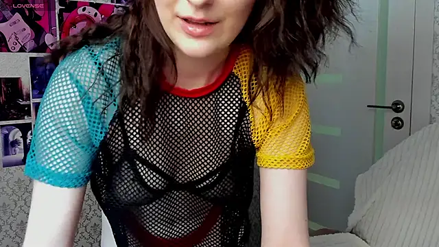 MaggiexLove webcam