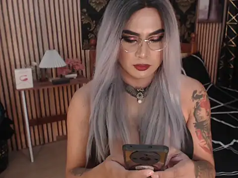 DominatrixMistressSilva webcam