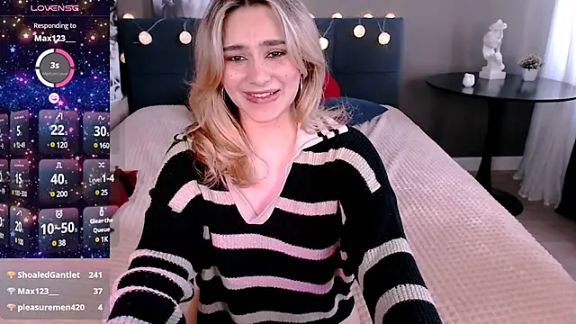 Chloe_Ravens webcam