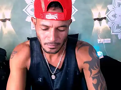 OLIVER_SHEING webcam