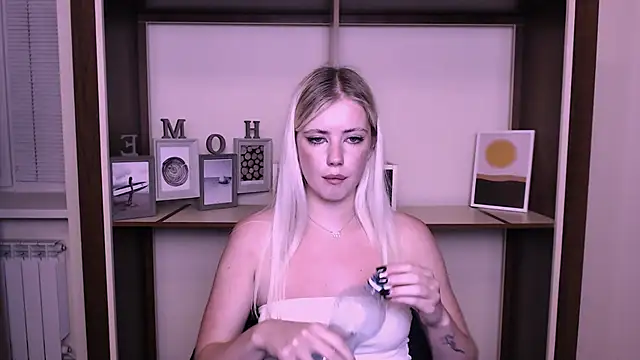 AliceHotty_ webcam