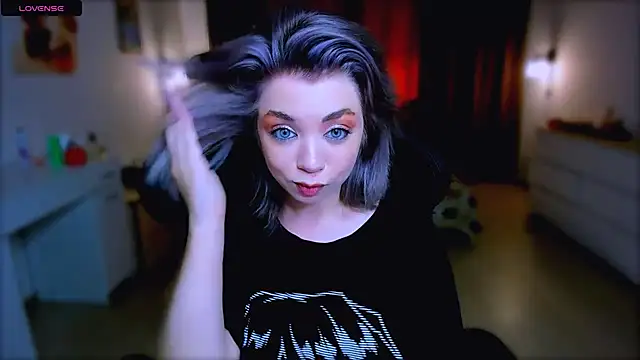 littleSiyfairy webcam
