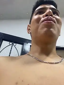 Angel_Khouri webcam