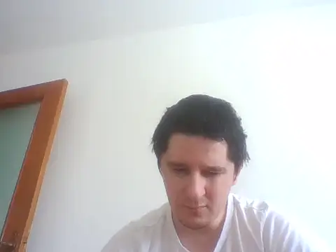 hugecock4u1990 webcam