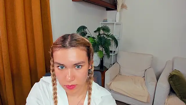 MariamCrissey webcam