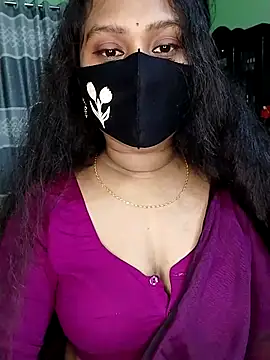 Idhika-Paul webcam