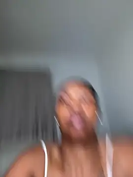 _AppleAssDiva webcam