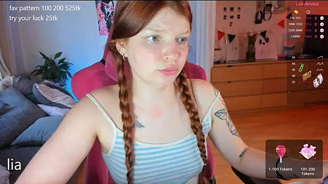 lil_lia webcam