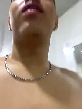 Angel_Khouri webcam