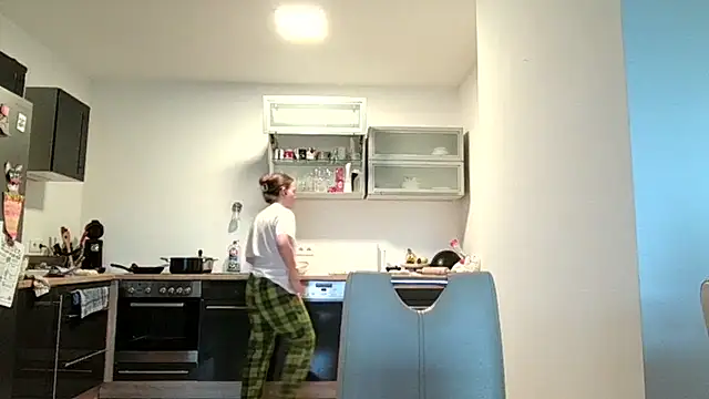 WonderAngela webcam