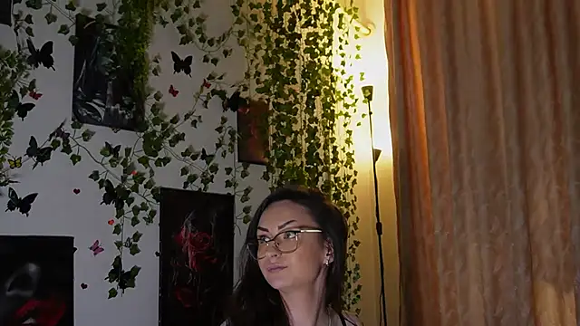 NaughtYHomemadE webcam