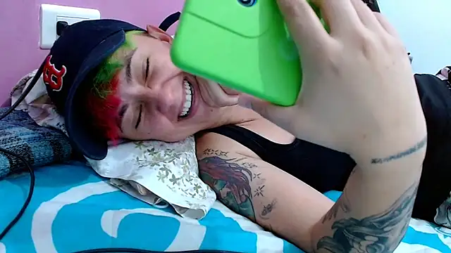 tomboyblue webcam