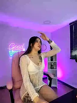 Alice_Vixen webcam