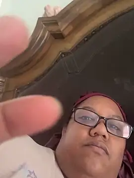 ebonyred webcam