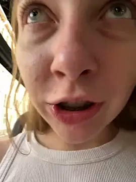 Sunny___Bunny webcam
