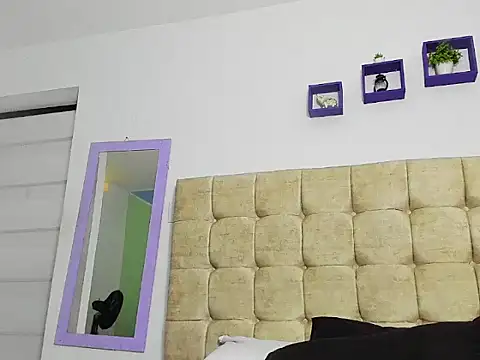 Zarina_llet webcam