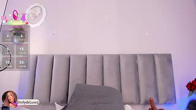 Emely_Deluxe webcam