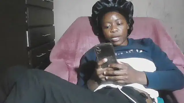 sexyhotchic93 webcam