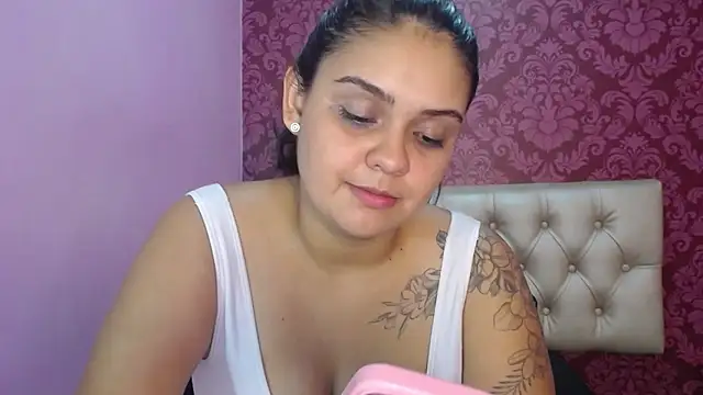 AnniHOTKitty webcam