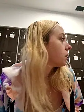 Public_Katrisha webcam