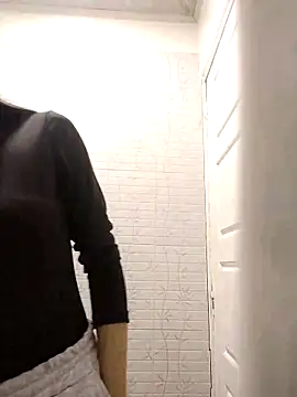 Valen_Person webcam