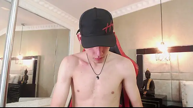 MikeBeneflek webcam