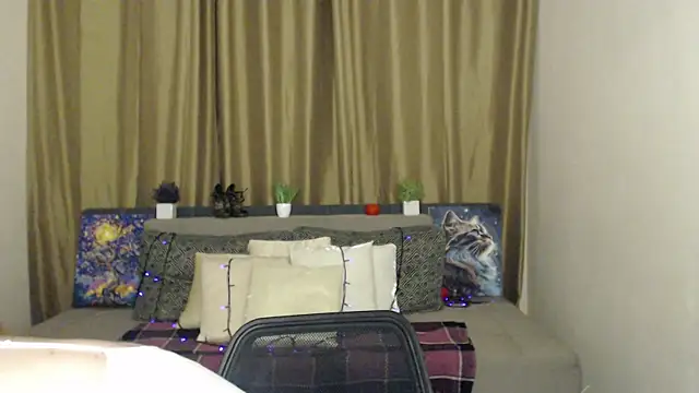 Alicia_love00 webcam