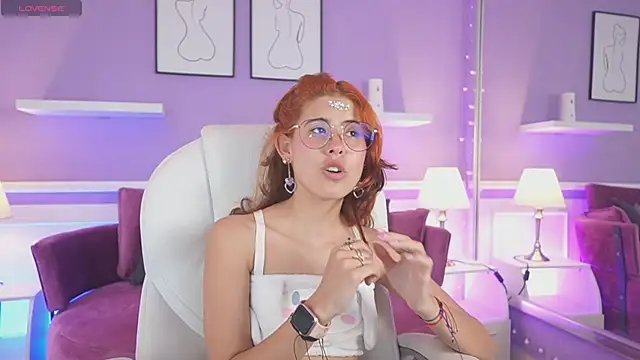 DahliaGrey webcam