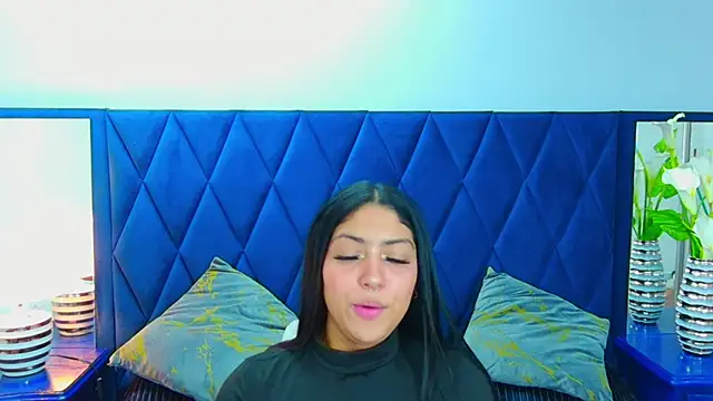  Scarlett_Blaze1 chat room