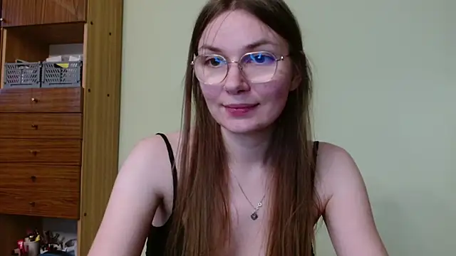 LooveELLYx webcam