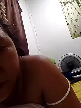 saszycharm webcam