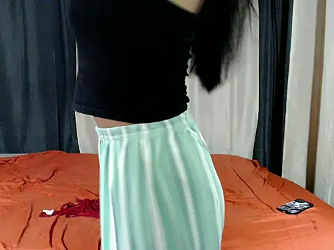 Ur_latinahotpaprika webcam