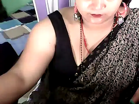 NISHA_JAAN01 webcam