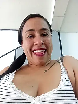 kamila_lovee webcam