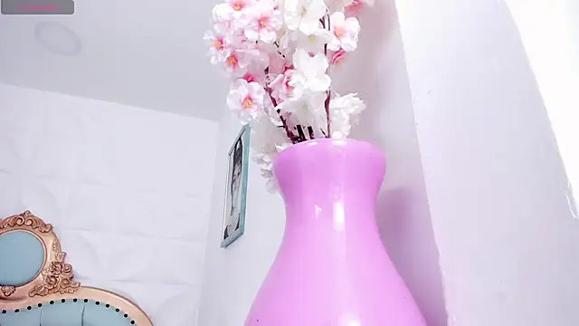 eimy_skinny_ webcam