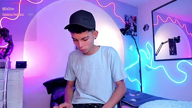 Room_69x webcam