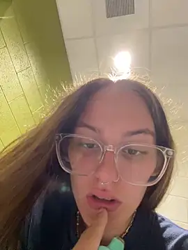 Missbabyj webcam