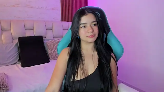 SophiaWylde webcam