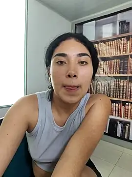 MilaSweet_ webcam