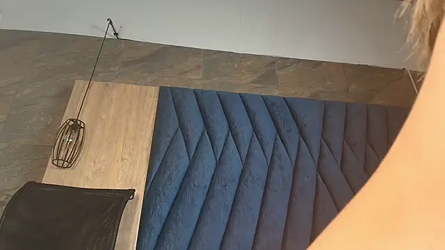 striptease chatroom Barbiie 98