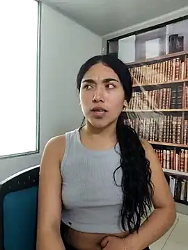 MilaSweet_ webcam