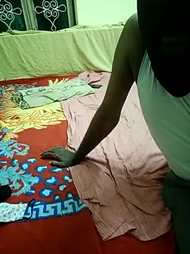 Yoursriya25 webcam
