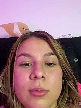 little_tifanny82 webcam