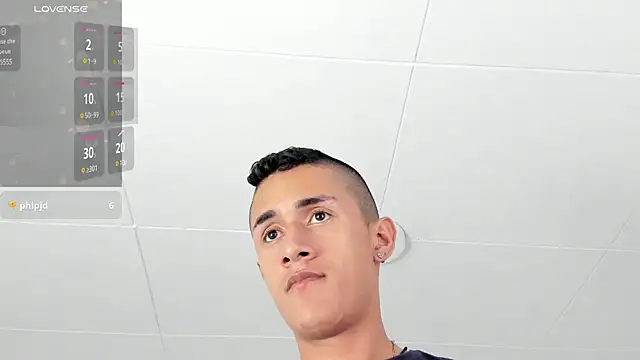 niick_adams webcam